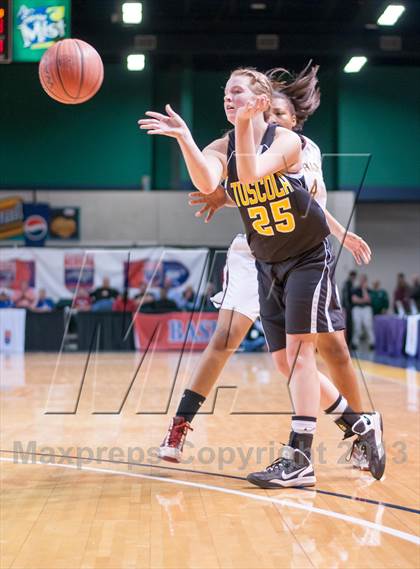 Thumbnail 3 in Tuscola vs Harding University (NCHSAA 3A Western Regional Final) photogallery.