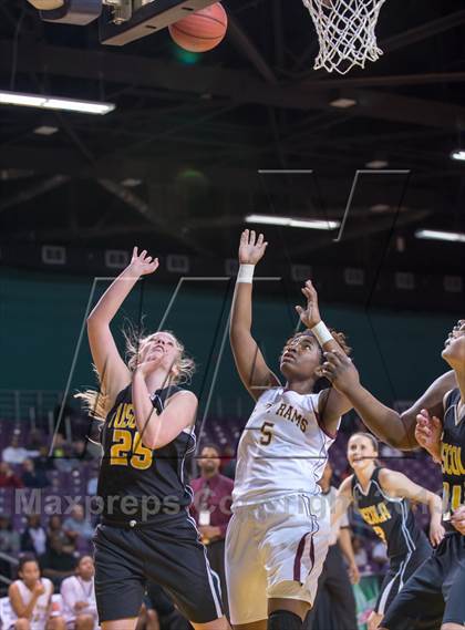 Thumbnail 2 in Tuscola vs Harding University (NCHSAA 3A Western Regional Final) photogallery.
