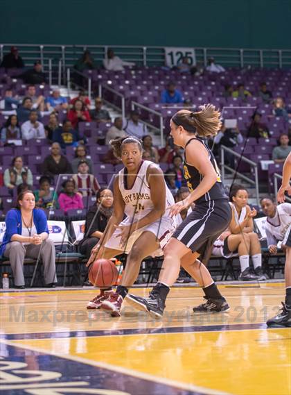 Thumbnail 3 in Tuscola vs Harding University (NCHSAA 3A Western Regional Final) photogallery.