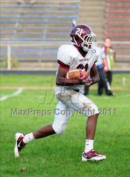 Thumbnail 1 in North Haven @ Hillhouse photogallery.