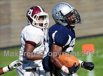 Thumbnail 1 in North Haven @ Hillhouse photogallery.