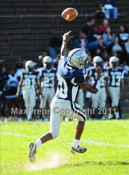Thumbnail 3 in North Haven @ Hillhouse photogallery.