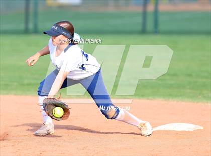Thumbnail 1 in Valley Vista vs. Fairfax (Cool Nights Tournament) photogallery.
