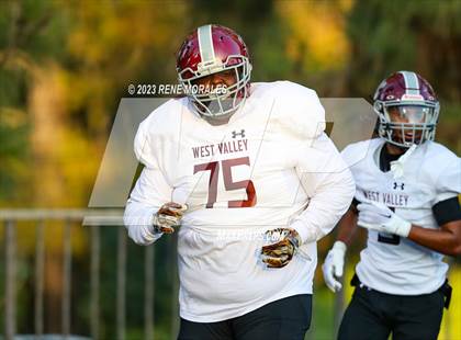 Thumbnail 2 in West Valley vs Maranatha photogallery.
