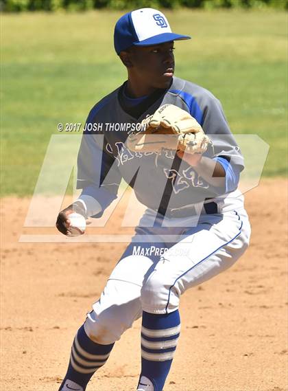 Thumbnail 3 in San Dimas @ Don Lugo photogallery.