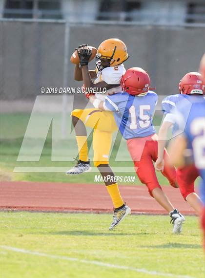 Thumbnail 3 in Mountain View vs Mountain Pointe photogallery.