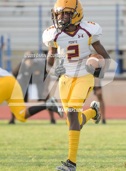 Thumbnail 3 in Mountain View vs Mountain Pointe photogallery.