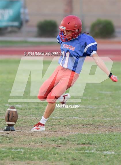 Thumbnail 3 in Mountain View vs Mountain Pointe photogallery.