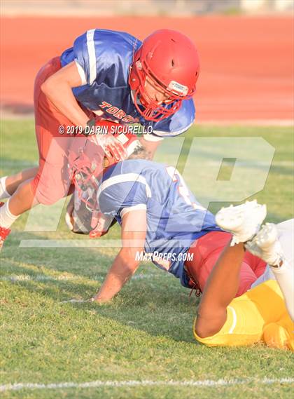 Thumbnail 3 in Mountain View vs Mountain Pointe photogallery.