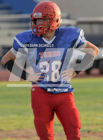 Thumbnail 2 in Mountain View vs Mountain Pointe photogallery.