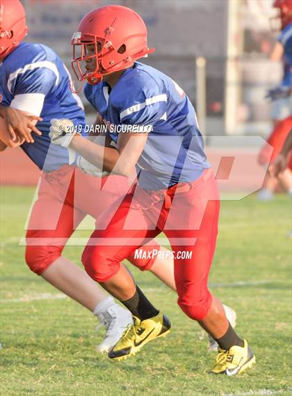 Thumbnail 3 in Mountain View vs Mountain Pointe photogallery.