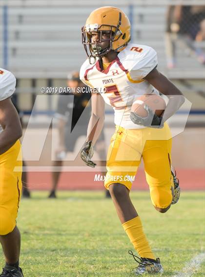Thumbnail 2 in Mountain View vs Mountain Pointe photogallery.
