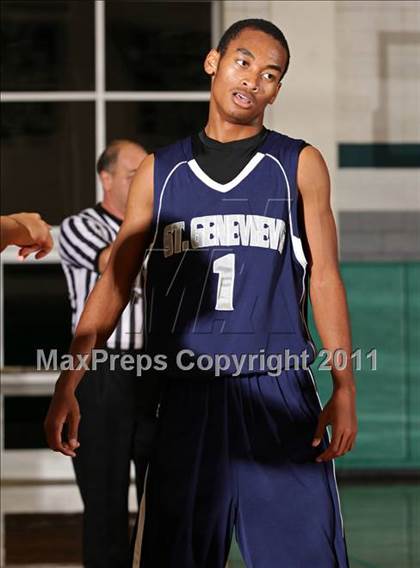 Thumbnail 1 in St. Genevieve @ Providence (Tip-Off Classic) photogallery.