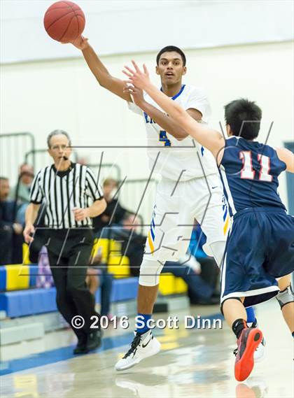 Thumbnail 2 in Lynbrook @ Santa Clara photogallery.