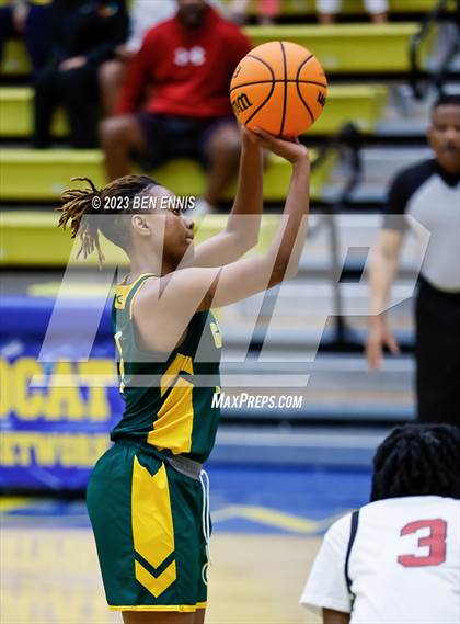 Thumbnail 1 in Hardaway vs Griffin (GHSA 4A Semifinal) photogallery.