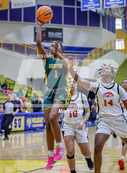 Thumbnail 1 in Hardaway vs Griffin (GHSA 4A Semifinal) photogallery.