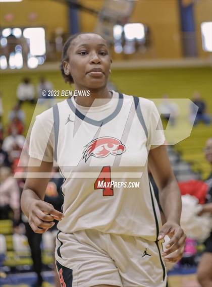 Thumbnail 1 in Hardaway vs Griffin (GHSA 4A Semifinal) photogallery.