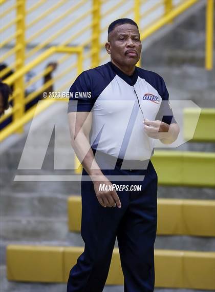 Thumbnail 3 in Hardaway vs Griffin (GHSA 4A Semifinal) photogallery.