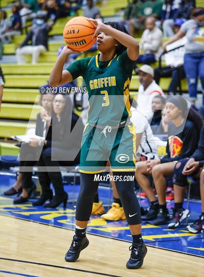 Thumbnail 2 in Hardaway vs Griffin (GHSA 4A Semifinal) photogallery.