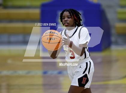 Thumbnail 2 in Hardaway vs Griffin (GHSA 4A Semifinal) photogallery.