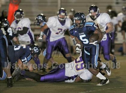 Thumbnail 2 in Riordan vs. Bellarmine Prep photogallery.
