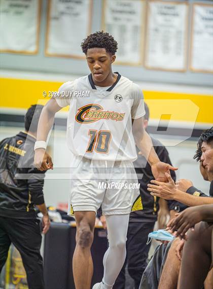Thumbnail 1 in Servite @ Cerritos photogallery.