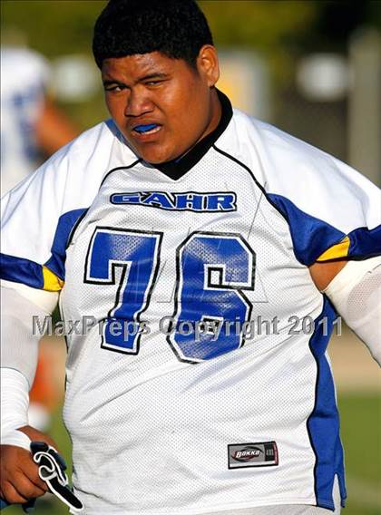 Thumbnail 1 in Gahr @ Millikan photogallery.