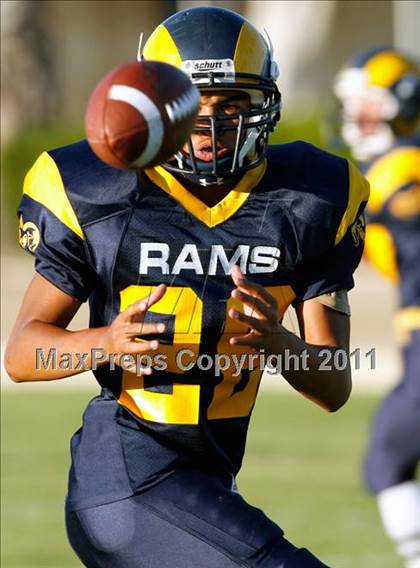 Thumbnail 3 in Gahr @ Millikan photogallery.