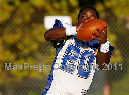 Thumbnail 3 in Gahr @ Millikan photogallery.