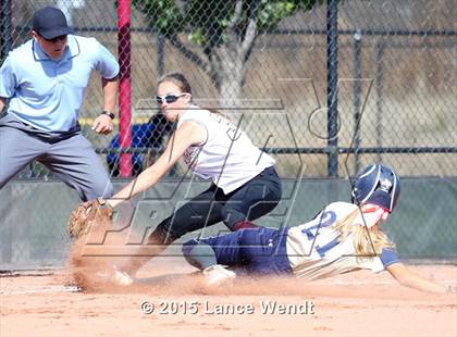 Thumbnail 3 in Berthoud vs. Frederick (CHSAA 4A First Round Playoff) photogallery.