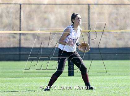Thumbnail 1 in Berthoud vs. Frederick (CHSAA 4A First Round Playoff) photogallery.