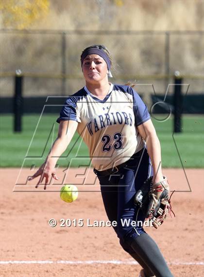 Thumbnail 3 in Berthoud vs. Frederick (CHSAA 4A First Round Playoff) photogallery.