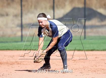 Thumbnail 1 in Berthoud vs. Frederick (CHSAA 4A First Round Playoff) photogallery.
