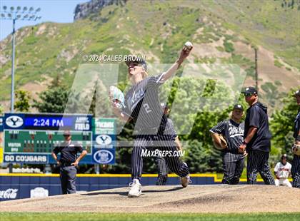 Thumbnail 2 in Riverton vs. American Fork (UHSAA 6A Bracket Play) photogallery.