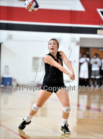 Thumbnail 2 in Lakewood vs. Notre Dame Academy (Molten Classic) photogallery.