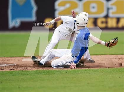 Thumbnail 1 in Wilson vs. East Lawrence photogallery.