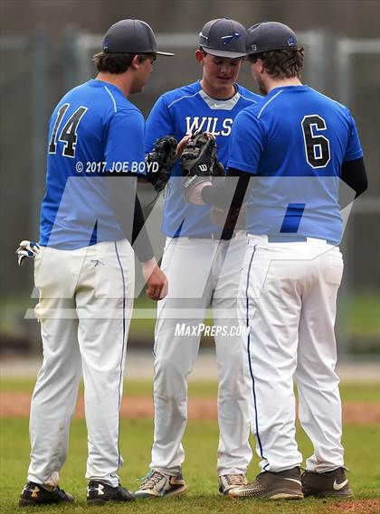 Thumbnail 2 in Wilson vs. East Lawrence photogallery.