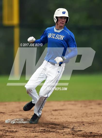 Thumbnail 2 in Wilson vs. East Lawrence photogallery.