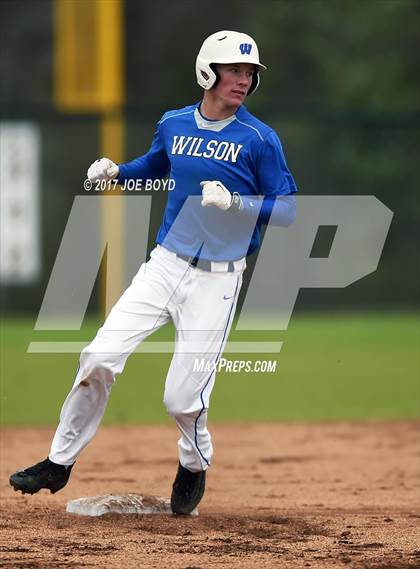 Thumbnail 3 in Wilson vs. East Lawrence photogallery.