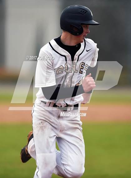 Thumbnail 1 in Wilson vs. East Lawrence photogallery.