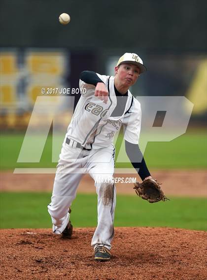 Thumbnail 2 in Wilson vs. East Lawrence photogallery.