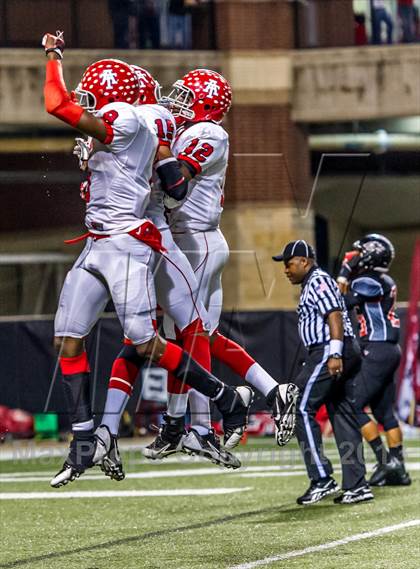 Thumbnail 1 in Alief Taylor vs. Langham Creek (UIL 5A Bi-District Playoff) photogallery.