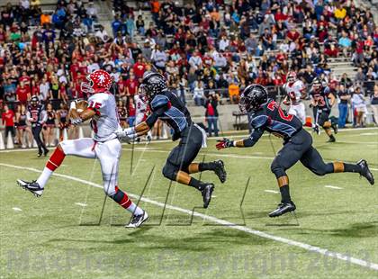 Thumbnail 1 in Alief Taylor vs. Langham Creek (UIL 5A Bi-District Playoff) photogallery.