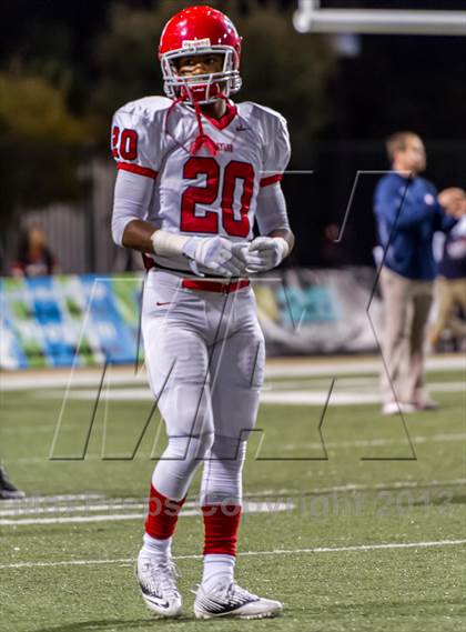 Thumbnail 2 in Alief Taylor vs. Langham Creek (UIL 5A Bi-District Playoff) photogallery.