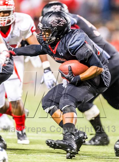 Thumbnail 1 in Alief Taylor vs. Langham Creek (UIL 5A Bi-District Playoff) photogallery.
