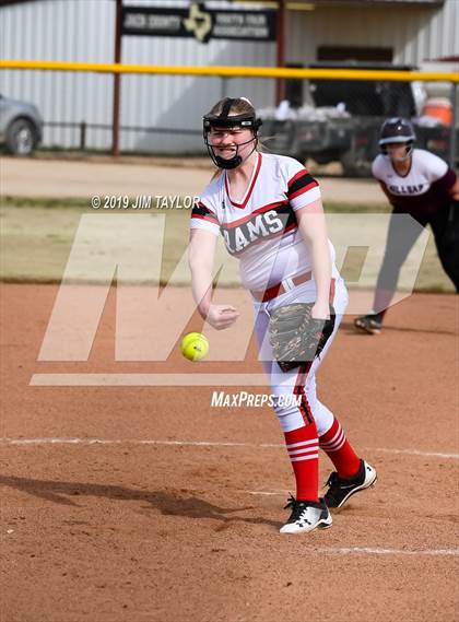 Thumbnail 2 in Mineral Wells vs Millsap (Jacksboro Softball Tournament) photogallery.