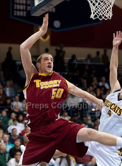 Thumbnail 2 in El Camino vs Torrey Pines (SDS D1 Final) photogallery.