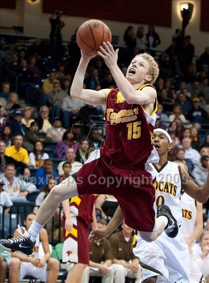Thumbnail 1 in El Camino vs Torrey Pines (SDS D1 Final) photogallery.