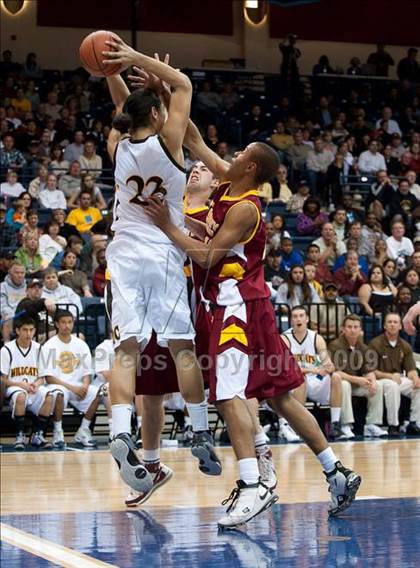 Thumbnail 3 in El Camino vs Torrey Pines (SDS D1 Final) photogallery.