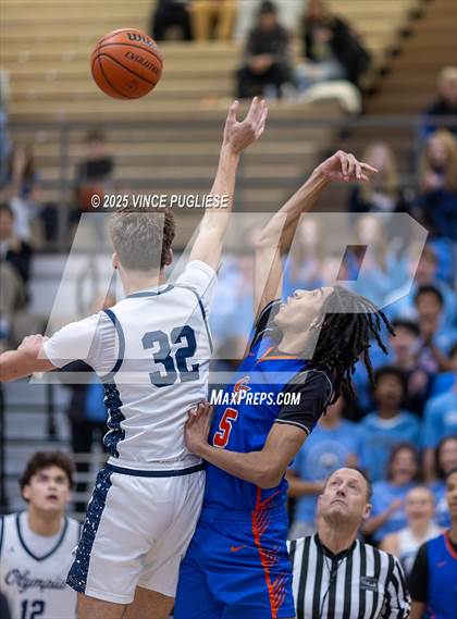 Thumbnail 3 in Graham-Kapowsin @ Olympia photogallery.